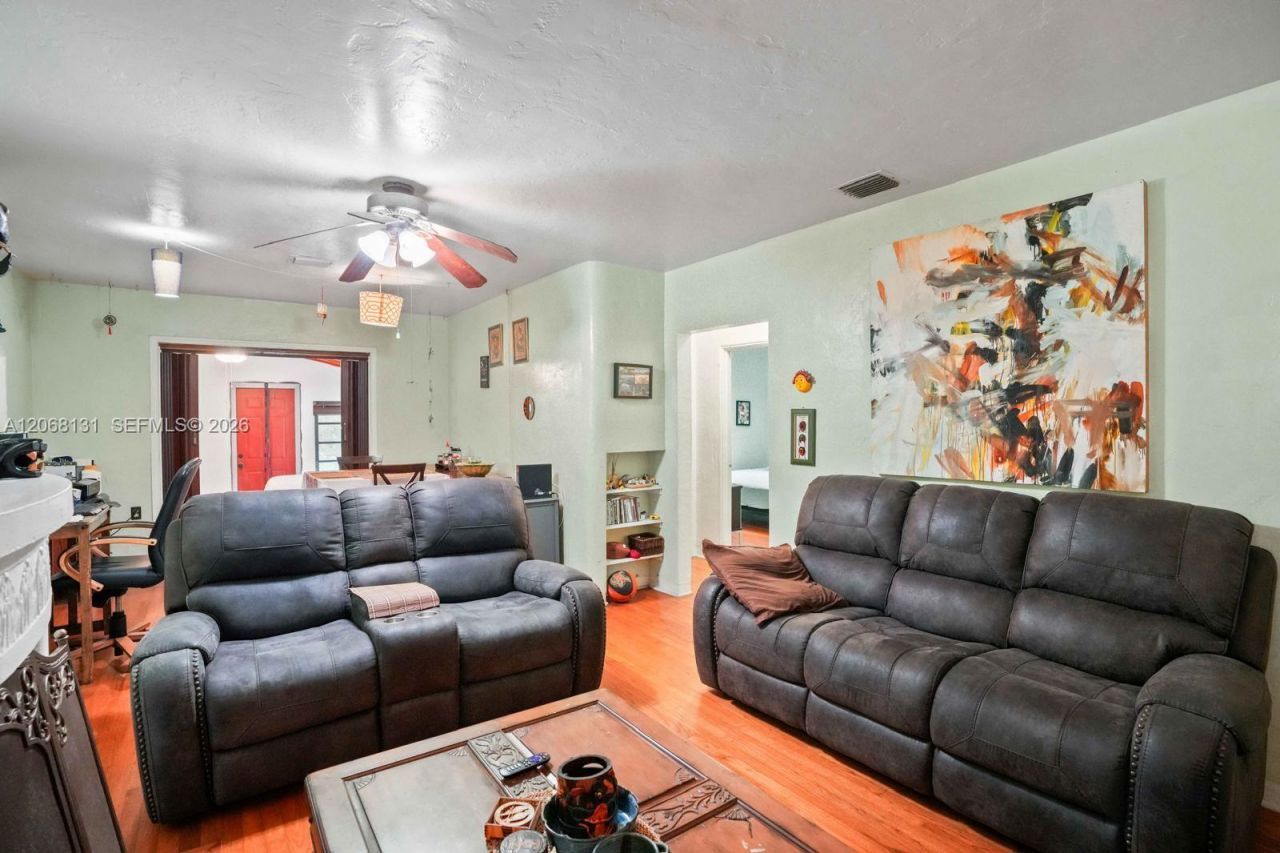 12547 NE 4th Ave , Unit 1, North Miami, FL 33161 Photo