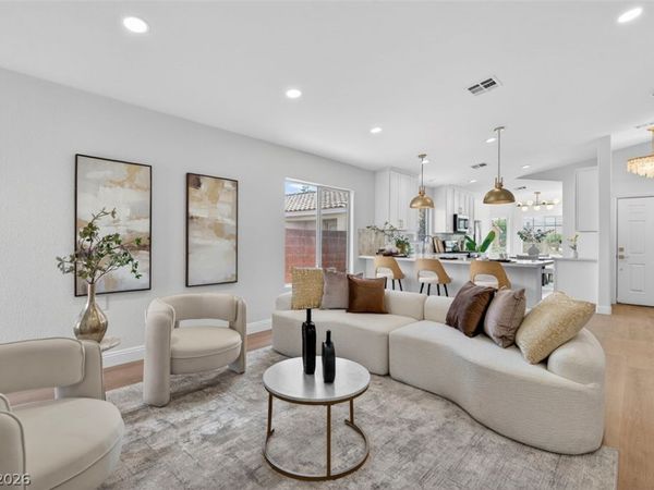 6668 Arctic Breeze Street, North Las Vegas, NV 89084