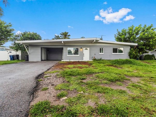 5711 21ST STREET W, BRADENTON, FL 34207
