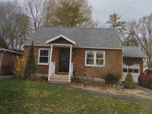 2133 Robinwood Avenue, Schenectady, NY 12306