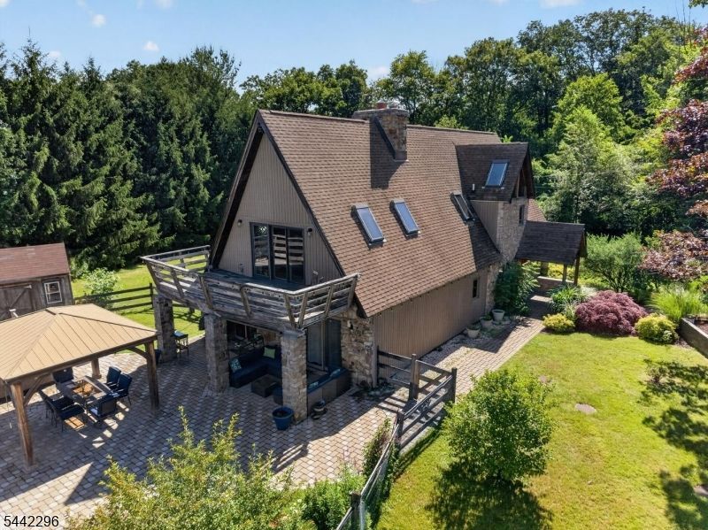 339 Hackett Rd, Bethlehem, NJ 08827 Main Photo