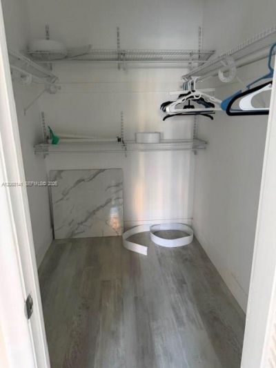 901 NE 14th Ave , Unit 305, Hallandale Beach, FL 33009 Photo