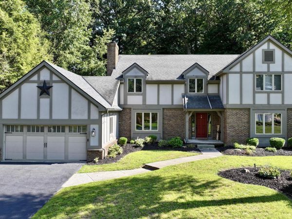 7257 Whispering Oak Drive, Sylvania, OH 43560