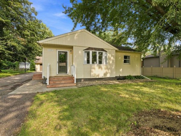 2130 Grand Avenue, Albert Lea, MN 56007