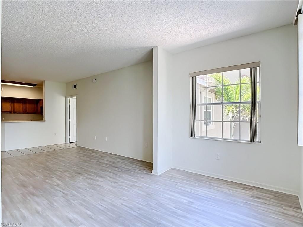 15585 Ocean Walk Cir, Unit 204, Fort Myers, FL 33908 Photo