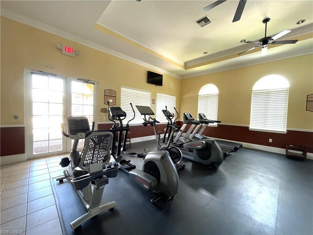 15585 Ocean Walk Cir, Unit 204, Fort Myers, FL 33908 Photo