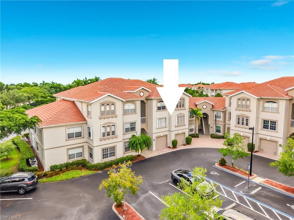 15585 Ocean Walk Cir, Unit 204, Fort Myers, FL 33908 Photo