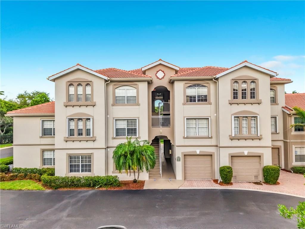 15585 Ocean Walk Cir, Unit 204, Fort Myers, FL 33908 Photo