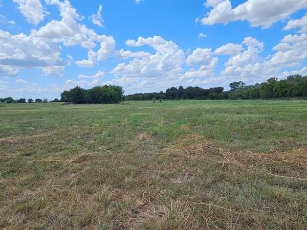 553 Hcr 3110 N, Abbott, TX 76621