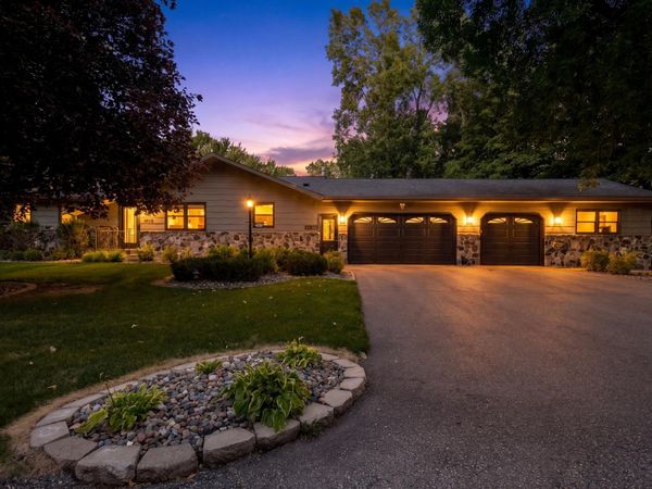 6835 Rosemary Road, Eden Prairie, MN 55346