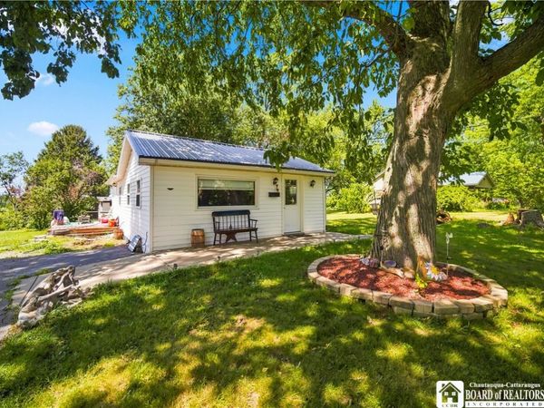 7472 E Main Road, Westfield, NY 14787