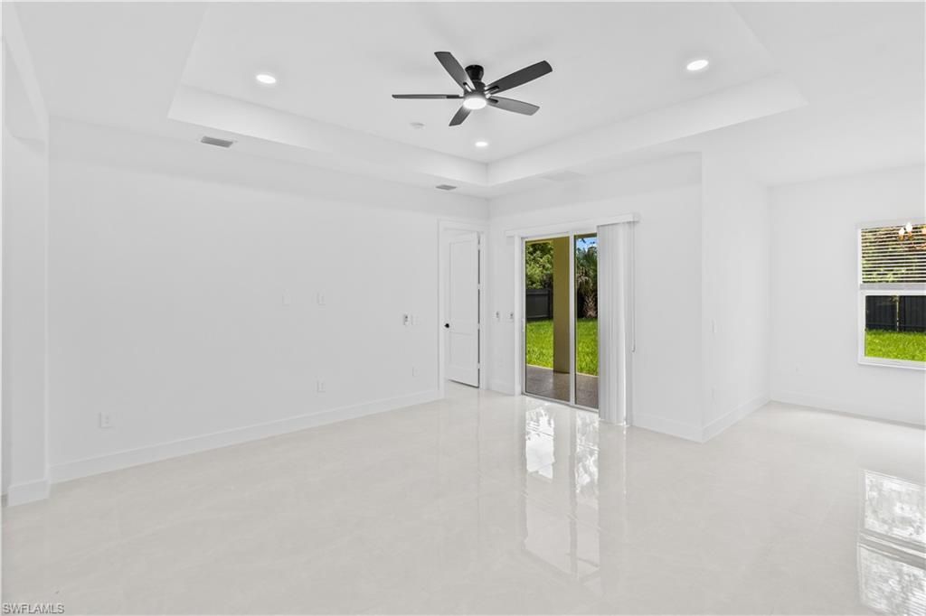 942 Kanuga St E, Lehigh Acres, FL 33974 Photo