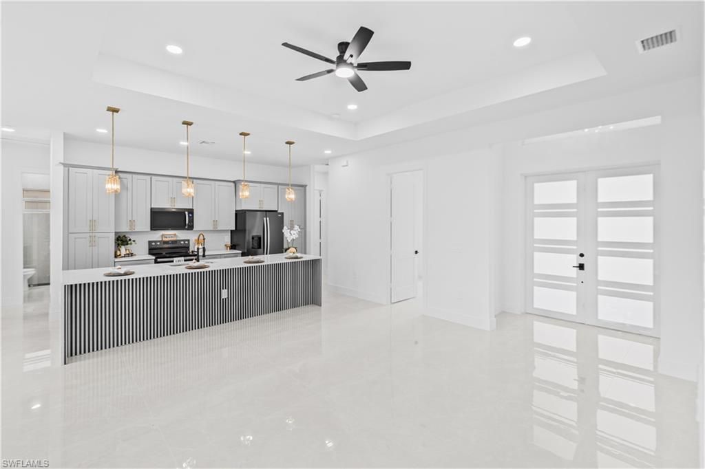 942 Kanuga St E, Lehigh Acres, FL 33974 Photo
