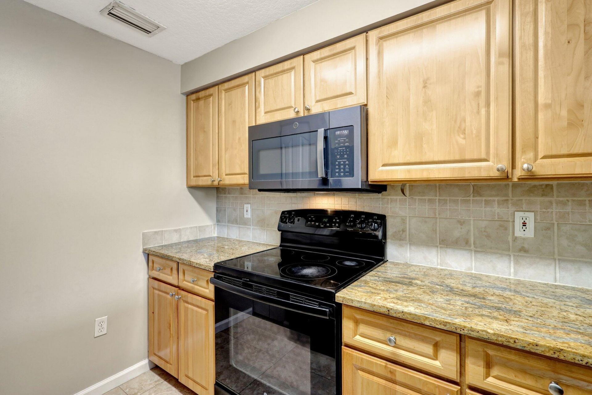 2038 Alta Meadows Lane, Unit 1508, Delray Beach, FL 33444 Photo