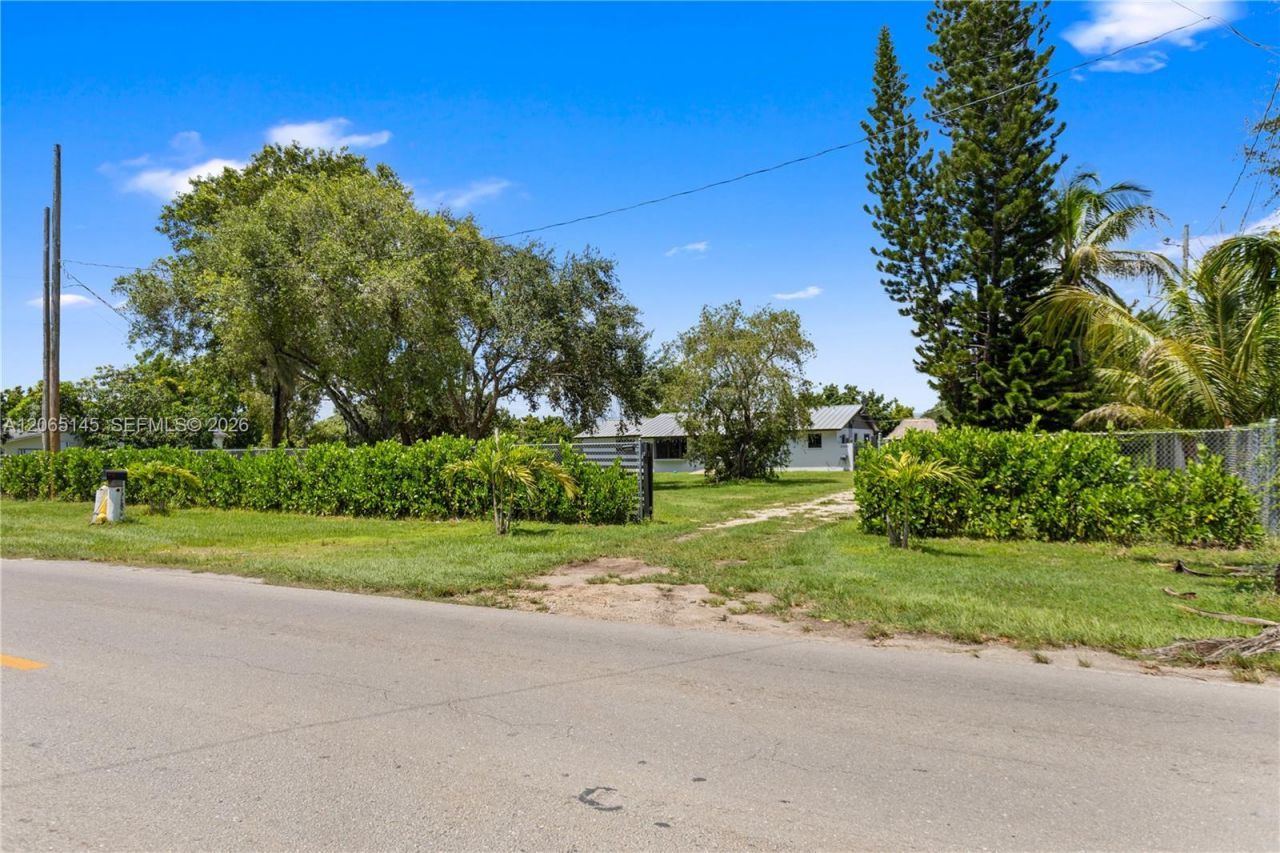 26480 SW 187th Ave , Homestead, FL 33031 Photo