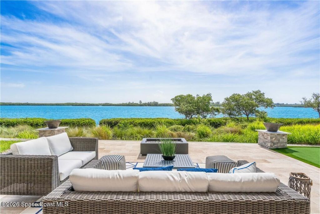 4842 S Harbor Drive , Vero Beach, FL 32967 Photo