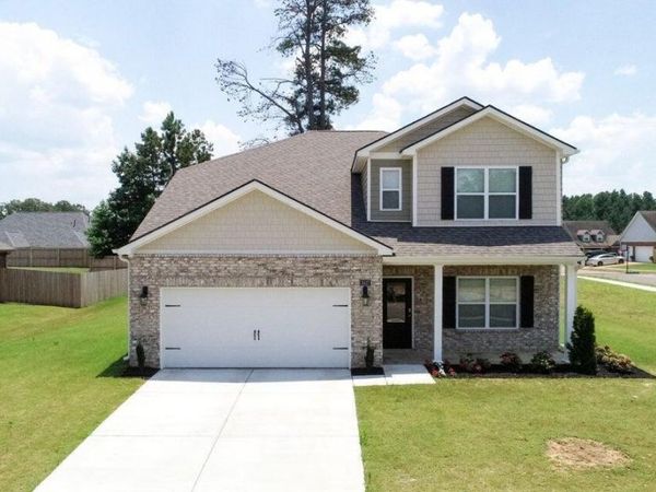2427 Hyacinth Lane, Hernando, MS 38632