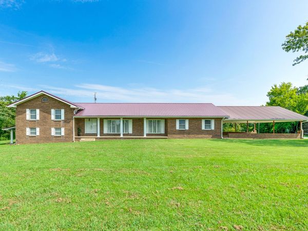 707 Summertown Hwy , Hohenwald, TN 38462