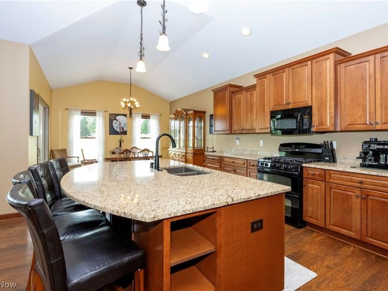 212 Cardington Lane, Burbank, OH 44214 Photo 15