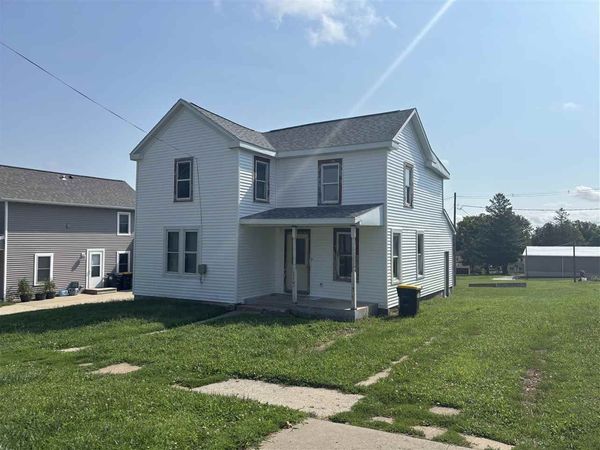 405 Court Street, Williamsburg, IA 52361