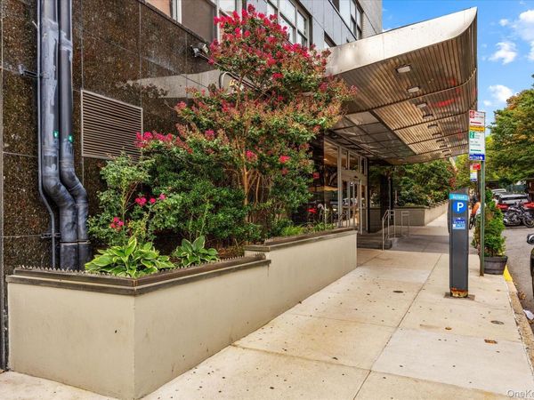 125-10 Queens Boulevard , Unit 716, Kew Gardens, NY 11415