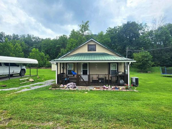 1551 Crackers Neck Road, Big Stone Gap, VA 24219