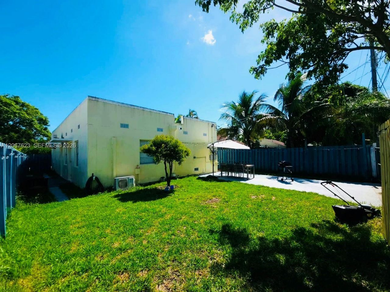 1639 Hayes St , Unit 1, Hollywood, FL 33020 Photo