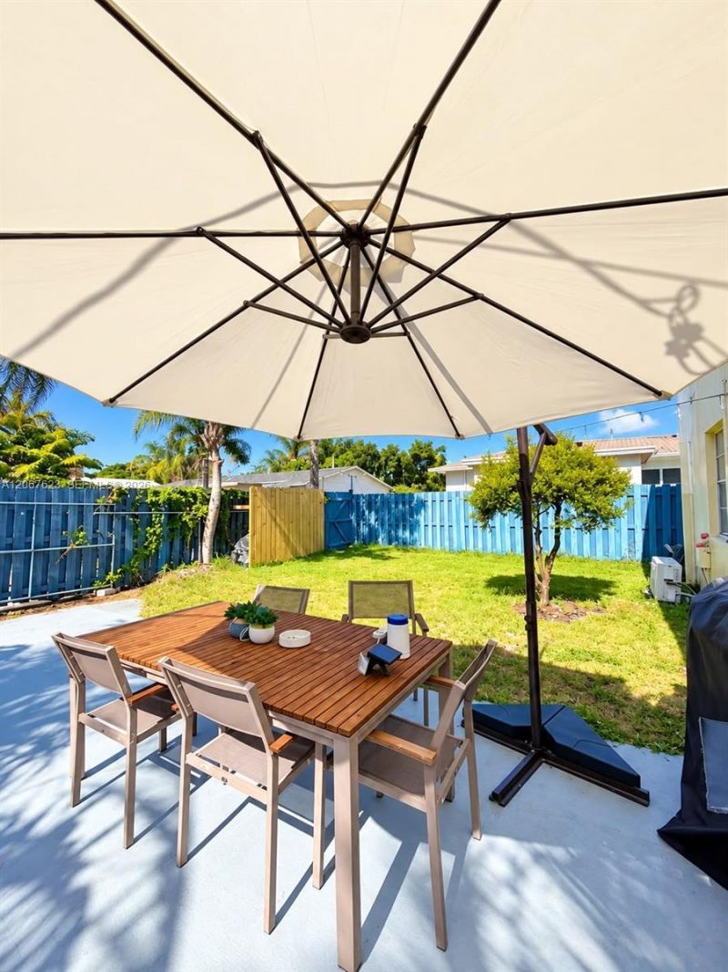 1639 Hayes St, Unit 1, Hollywood, FL 33020 Photo