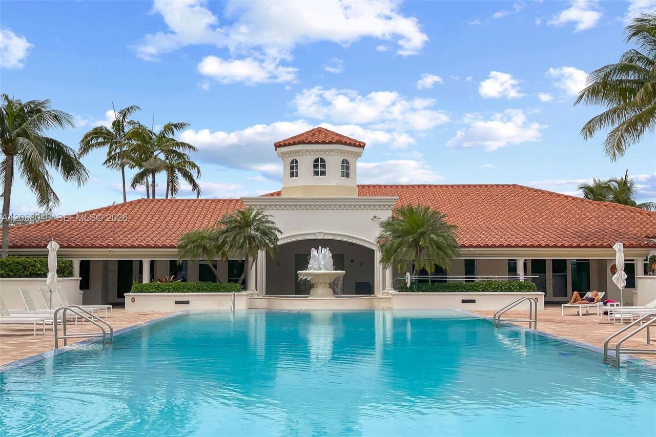19900 E Country Club Dr , Unit 610, Aventura, FL 33180 Photo