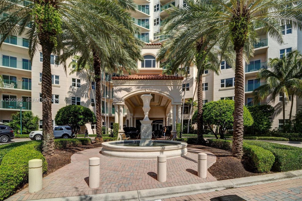 19900 E Country Club Dr , Unit 610, Aventura, FL 33180 Photo