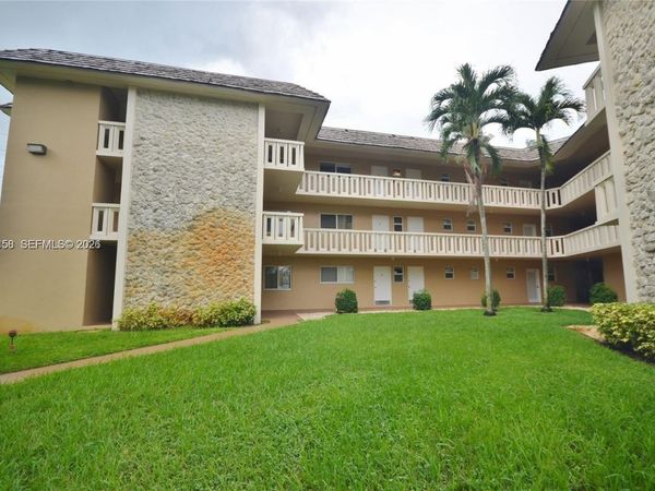 7440 Miami Lakes Dr, Unit F101, Miami Lakes, FL 33014
