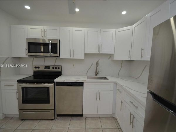7440 Miami Lakes Dr, Unit F101, Miami Lakes, FL 33014