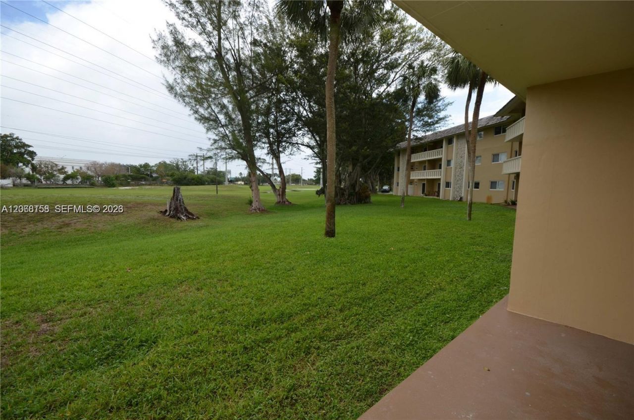7440 Miami Lakes Dr, Unit F101, Miami Lakes, FL 33014 Photo