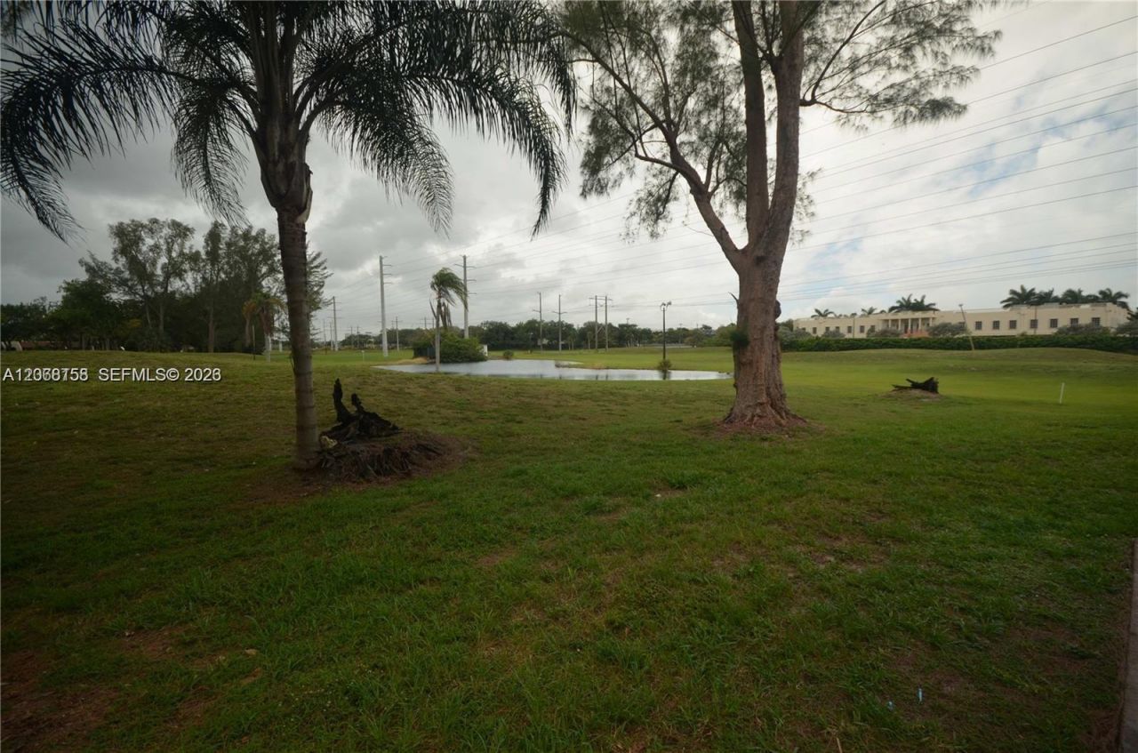 7440 Miami Lakes Dr, Unit F101, Miami Lakes, FL 33014 Photo