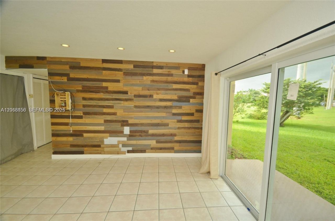 7440 Miami Lakes Dr, Unit F101, Miami Lakes, FL 33014 Photo
