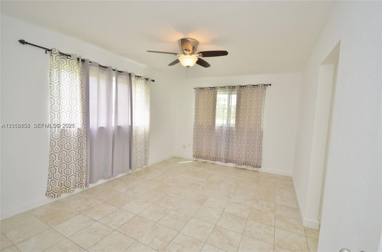 7440 Miami Lakes Dr, Unit F101, Miami Lakes, FL 33014 Photo