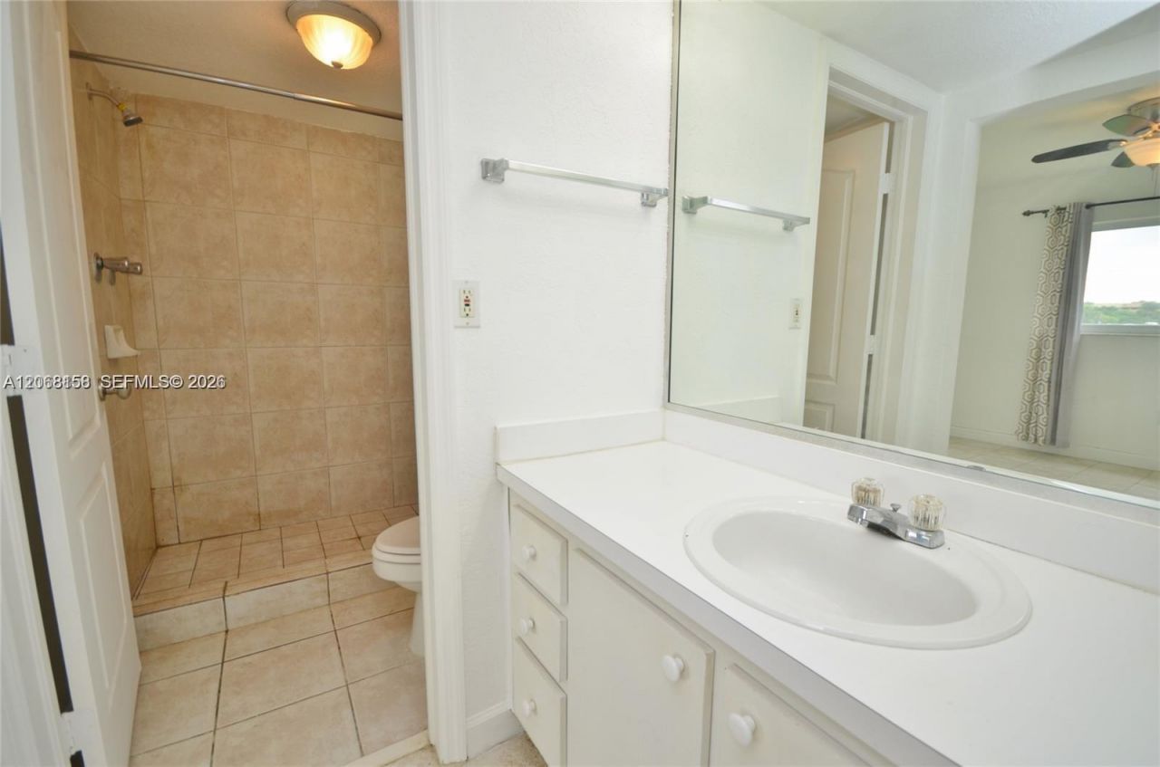 7440 Miami Lakes Dr, Unit F101, Miami Lakes, FL 33014 Photo