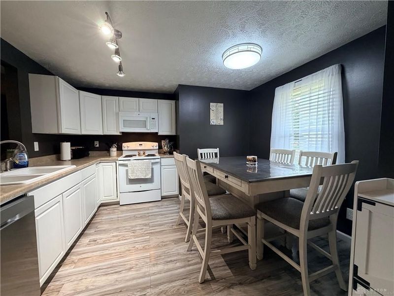 6068 Shull Road, Huber Heights, OH 45424 Photo 5