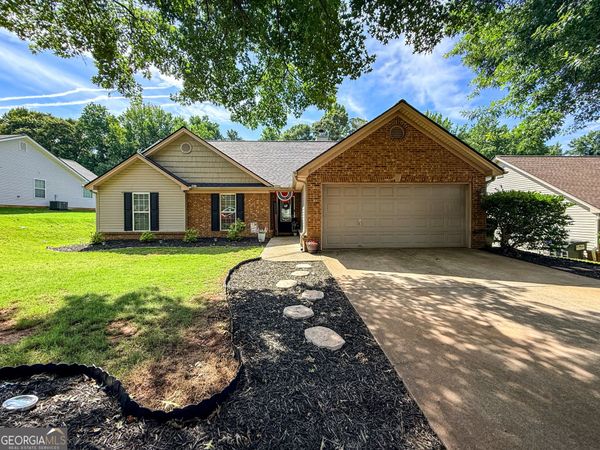 255 River Mist Circle, Jefferson, GA 30549
