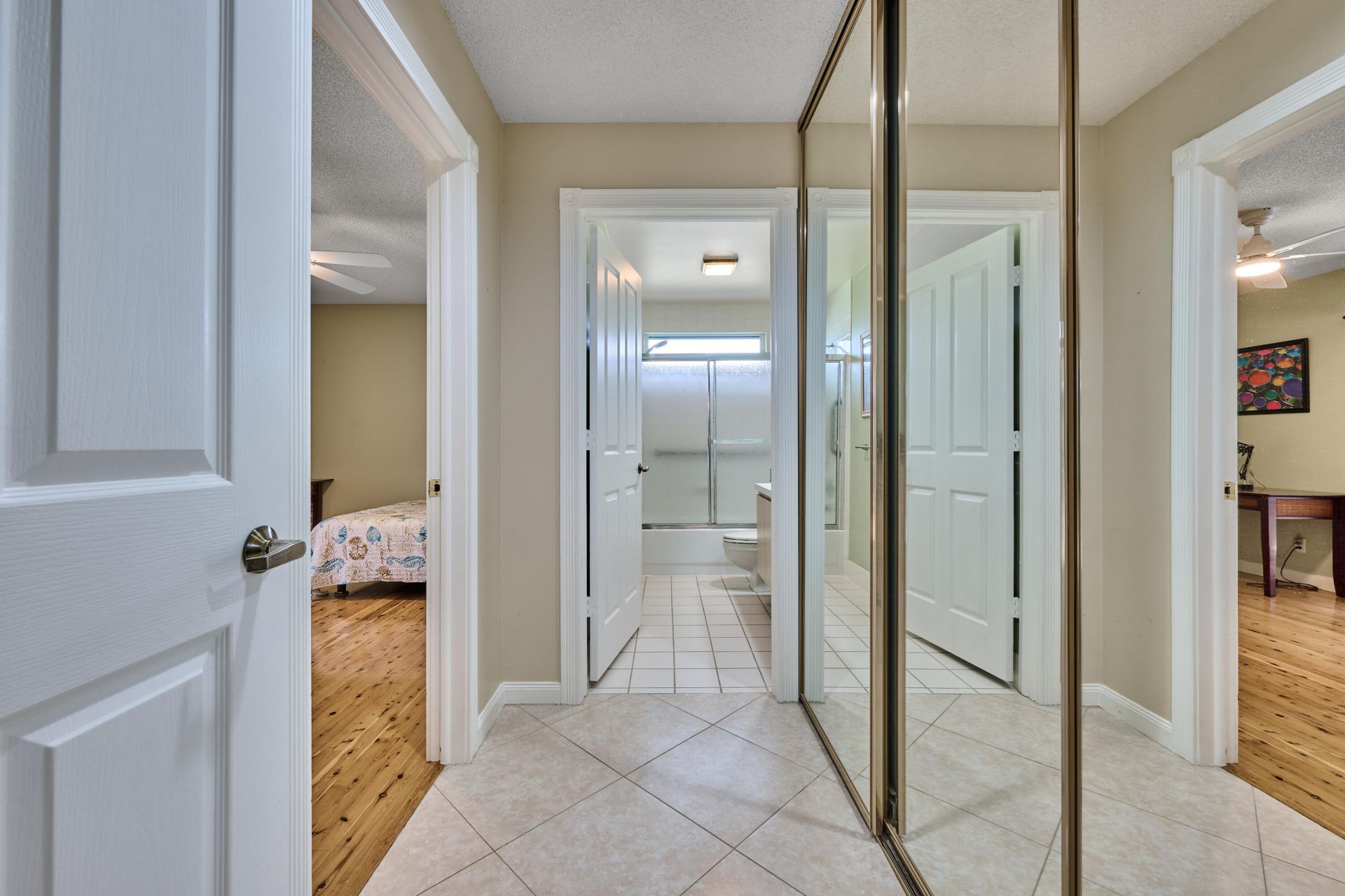 1202 NW Sun Terrace Circle, Unit 24D, Port Saint Lucie, FL 34986 Photo