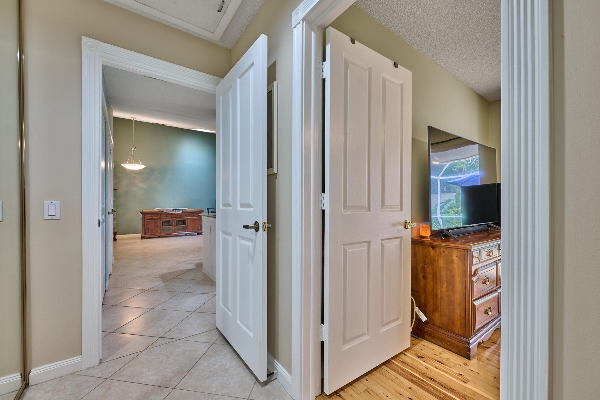 1202 NW Sun Terrace Circle, Unit 24D, Port Saint Lucie, FL 34986 Photo