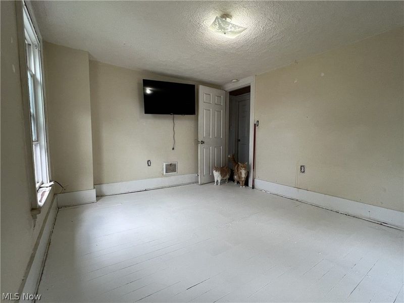 1891 E 33rd Street, Lorain, OH 44055 Photo 21