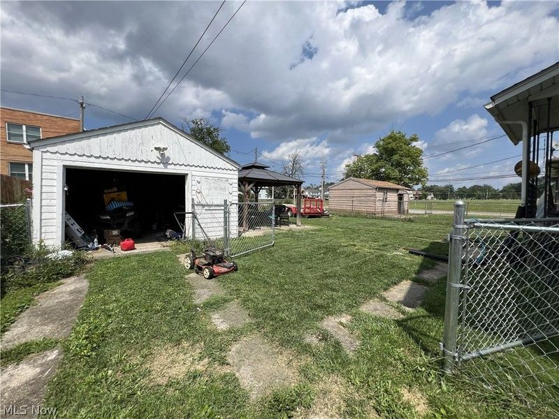 1891 E 33rd Street, Lorain, OH 44055 Photo 32
