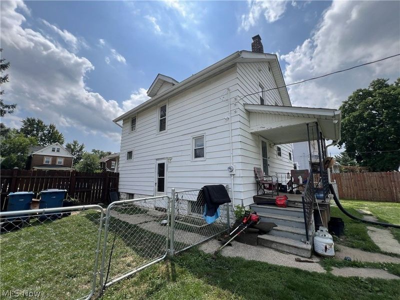 1891 E 33rd Street, Lorain, OH 44055 Photo 34