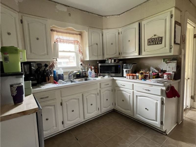 1891 E 33rd Street, Lorain, OH 44055 Photo 5
