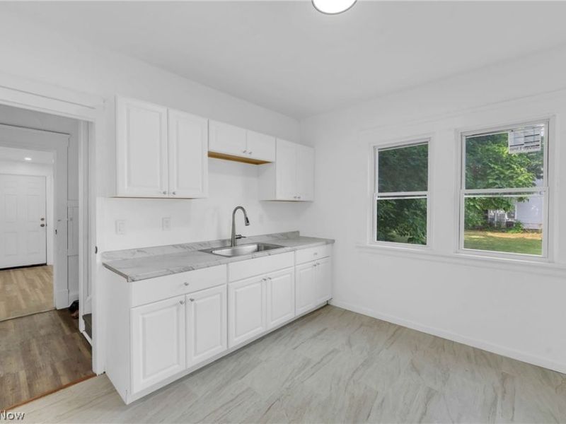 9414 Carton Avenue , Cleveland, OH 44104 Photo 14