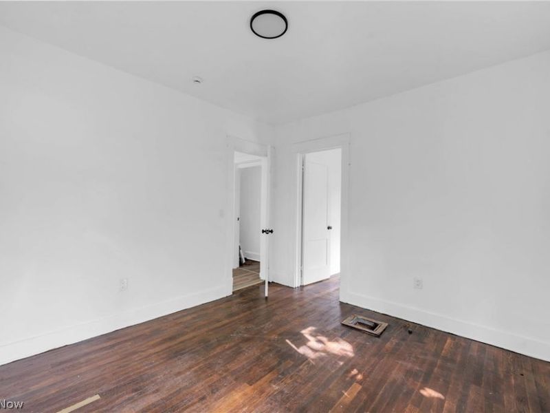 9414 Carton Avenue , Cleveland, OH 44104 Photo 22