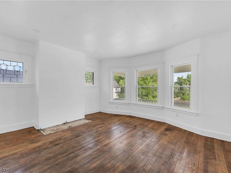 9414 Carton Avenue , Cleveland, OH 44104 Photo 27