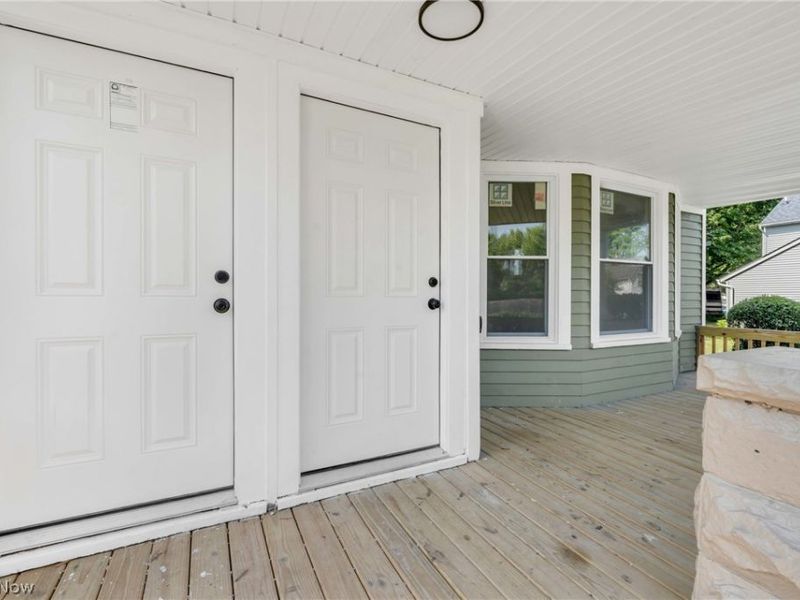 9414 Carton Avenue , Cleveland, OH 44104 Photo 6