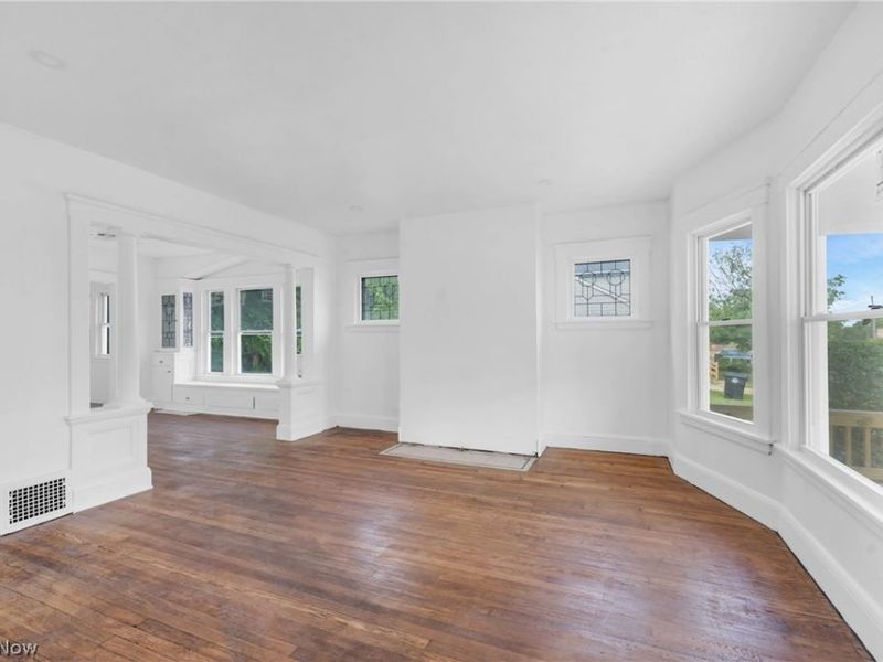 9414 Carton Avenue , Cleveland, OH 44104 Photo 7